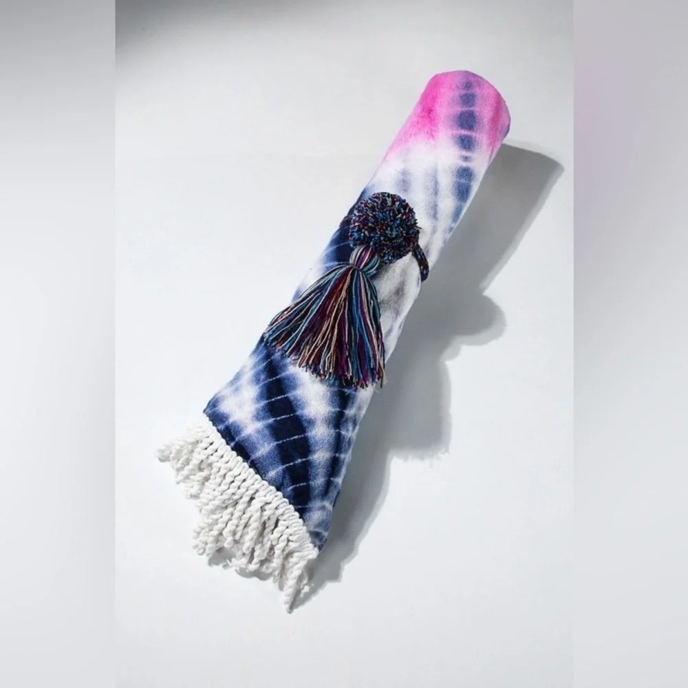Ruggine Tye-Dye Purple Beach Fringe Soft Towel
